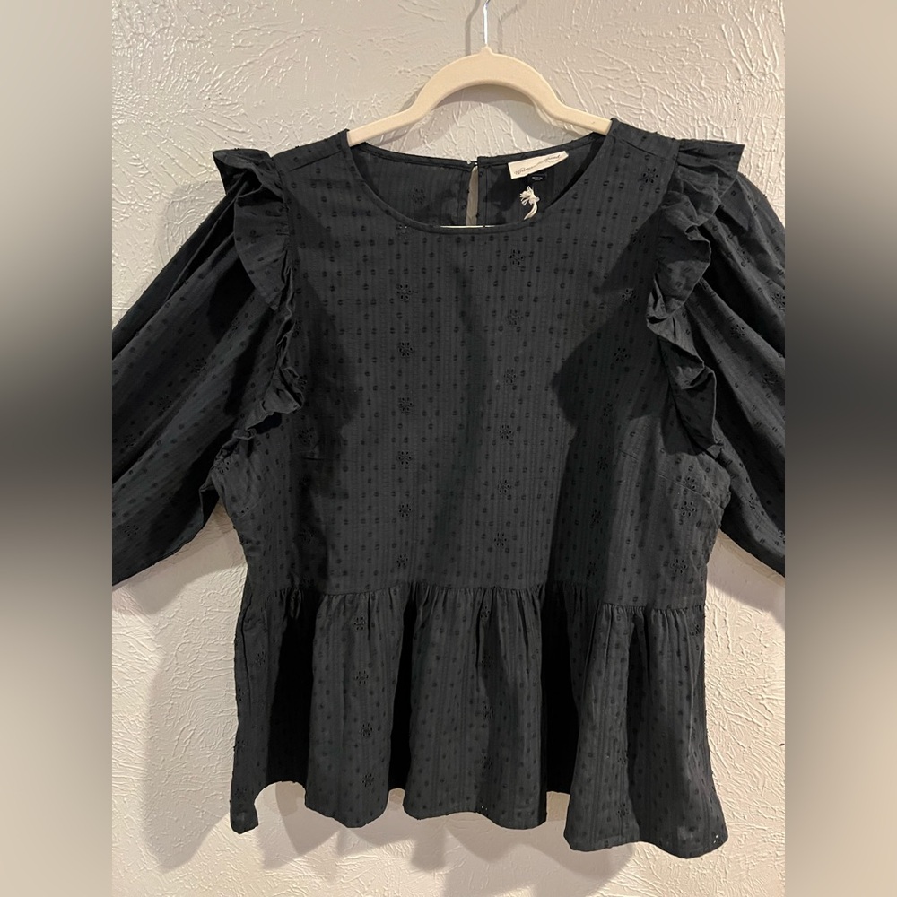 NEW Universal Thread Black Ruffle Blouse - Picture 4 of 14